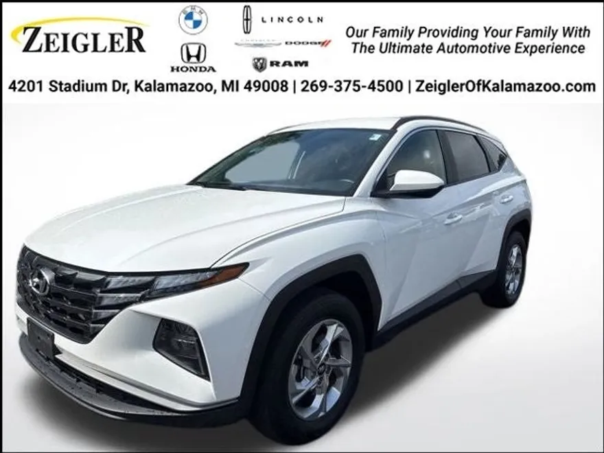 2024 Hyundai Tucson SEL photo 1