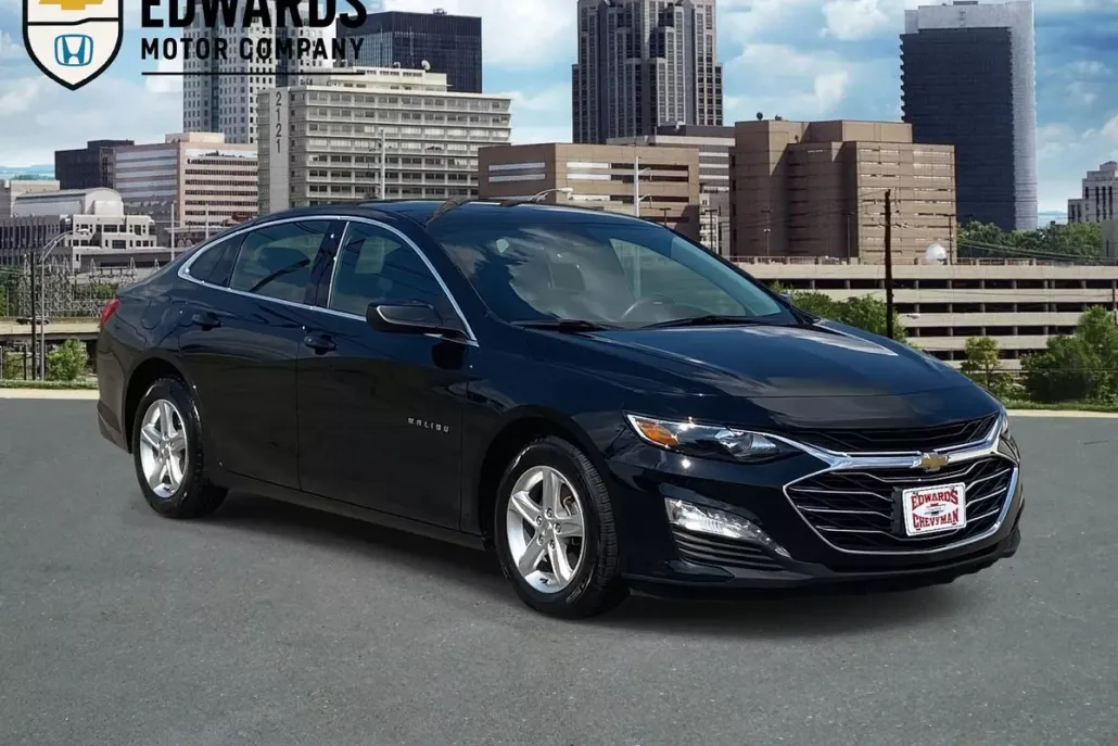 2023 Chevrolet Malibu 1LT photo 1