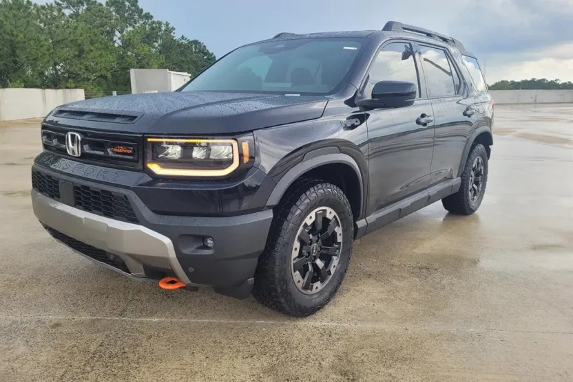 2026 Honda Passport TrailSport Elite photo 1