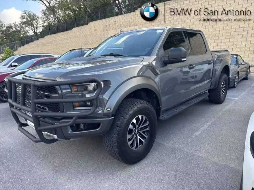 2020 Ford F-150 Raptor photo 1