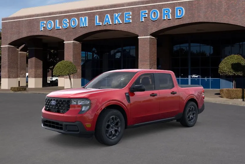 2025 Ford Maverick XLT photo 1