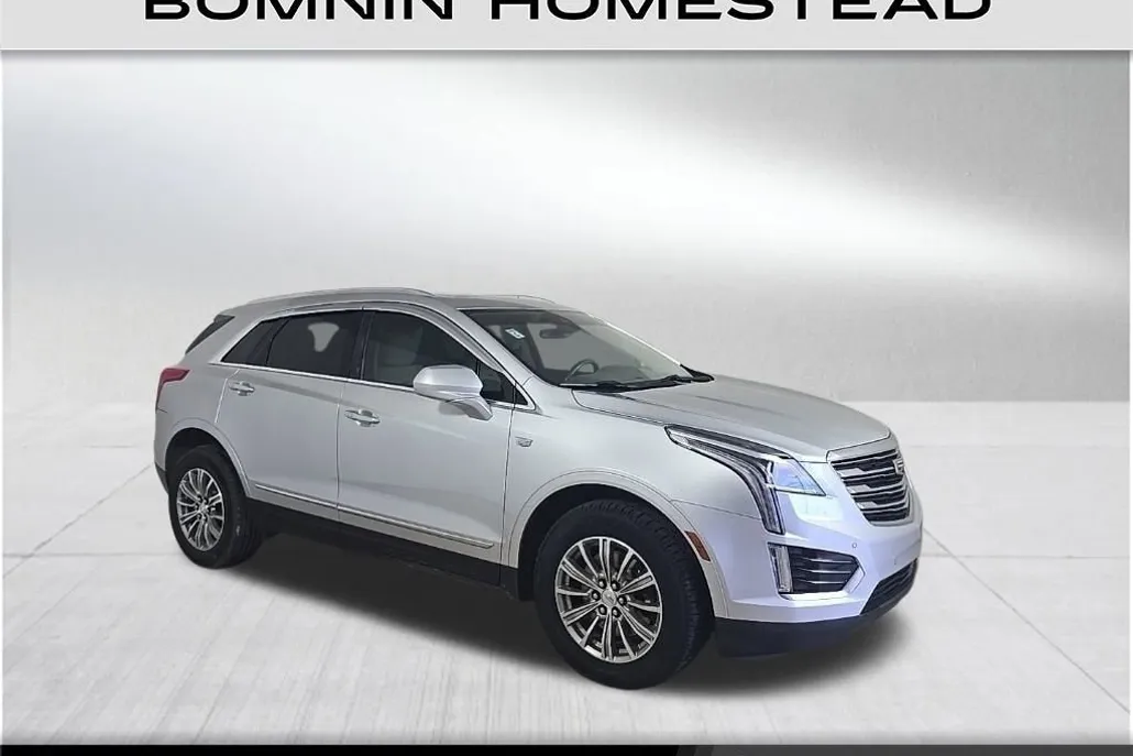 2018 Cadillac XT5 Luxury photo 1