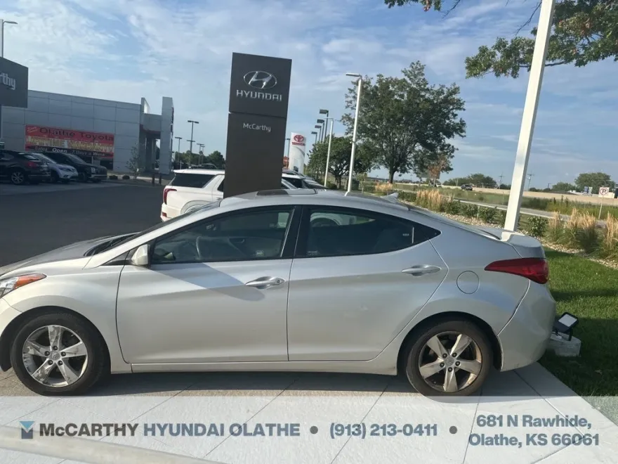 2012 Hyundai Elantra GLS photo 1
