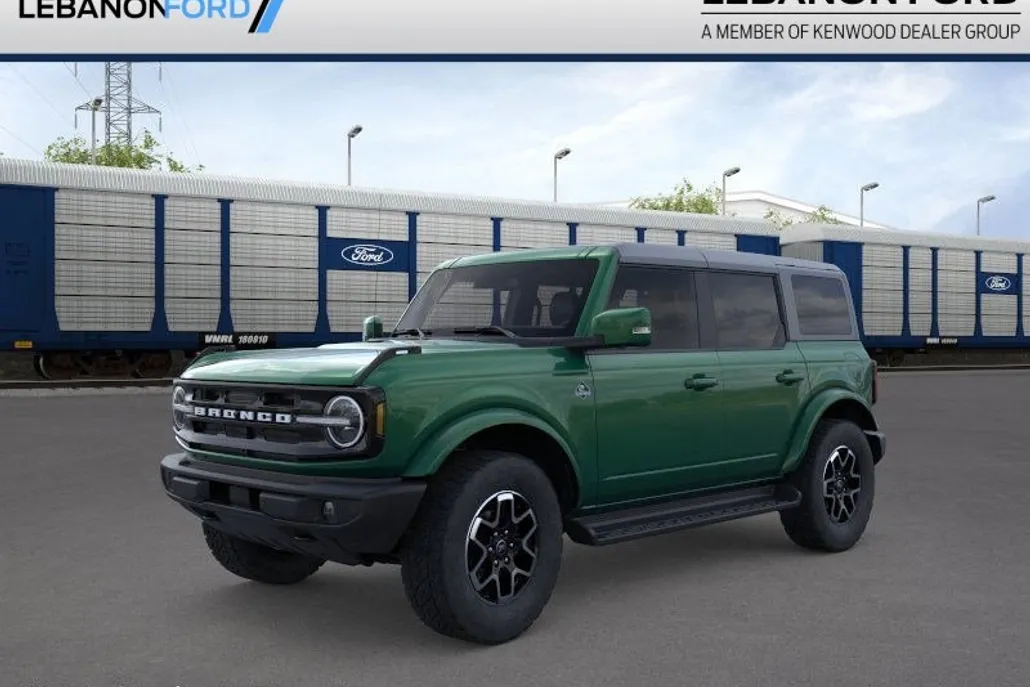 2025 Ford Bronco Outer Banks photo 1