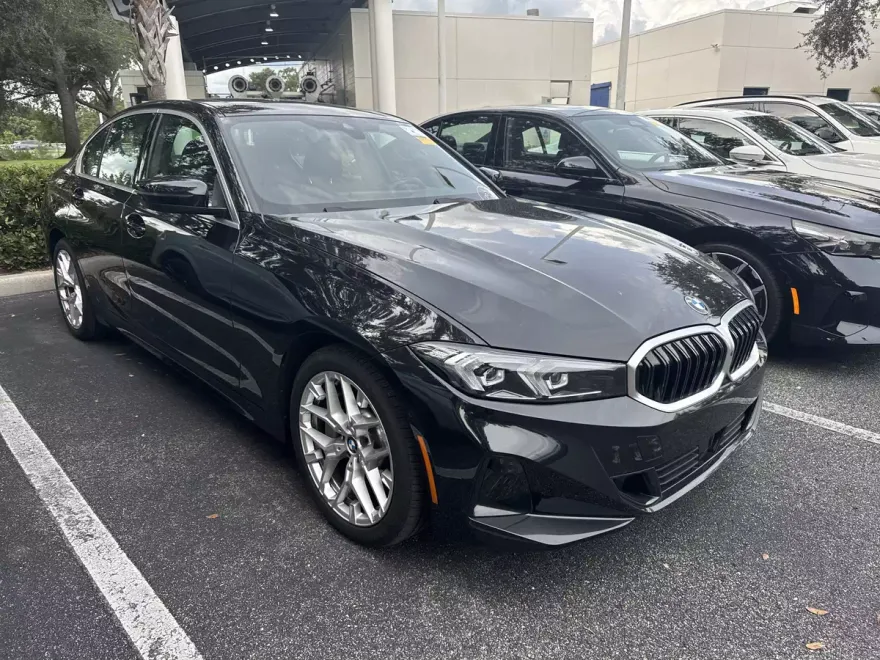 2025 Bmw 330i photo 1