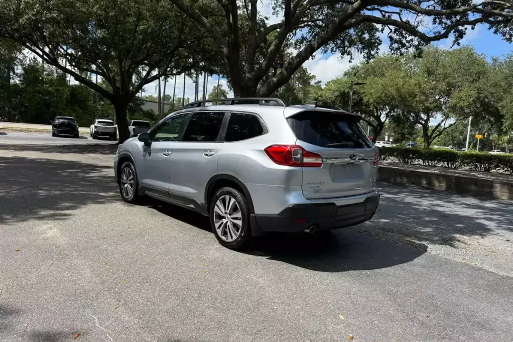 2021 Subaru Ascent Limited photo 1