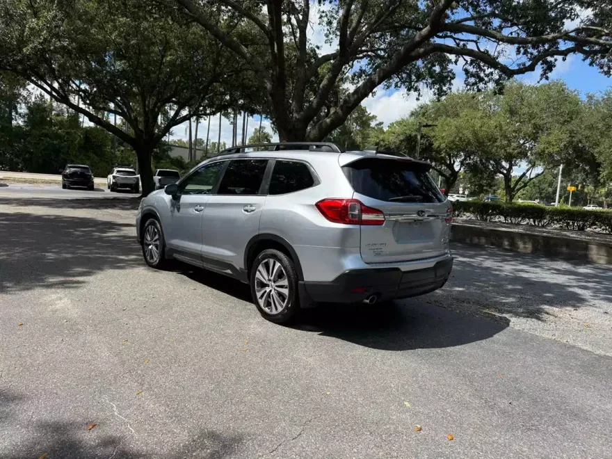 2021 Subaru Ascent Limited photo 1