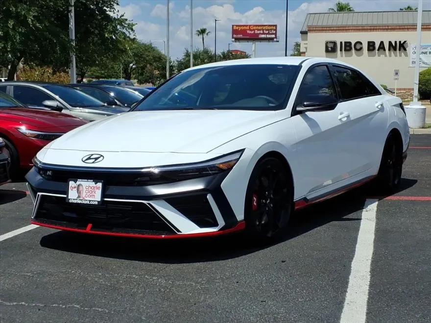2025 Hyundai Elantra N photo 1