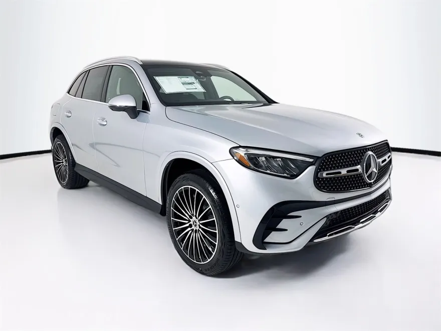 2026 Mercedes Benz GLC 300 4MATIC photo 1