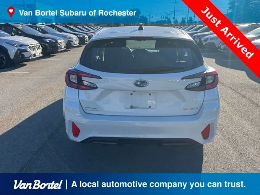 2024 Subaru Impreza Base photo 1
