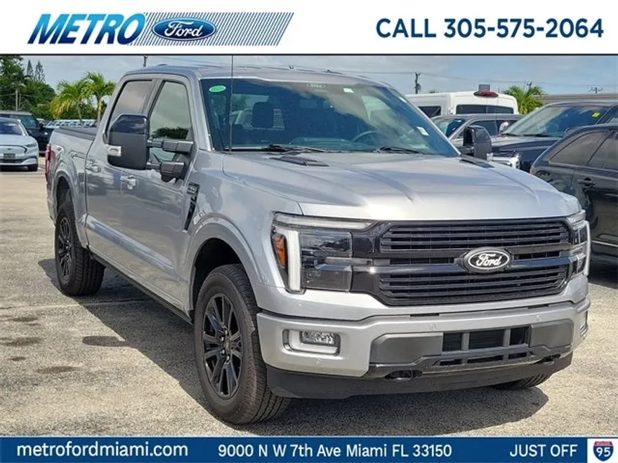 2024 Ford F-150 Platinum photo 1