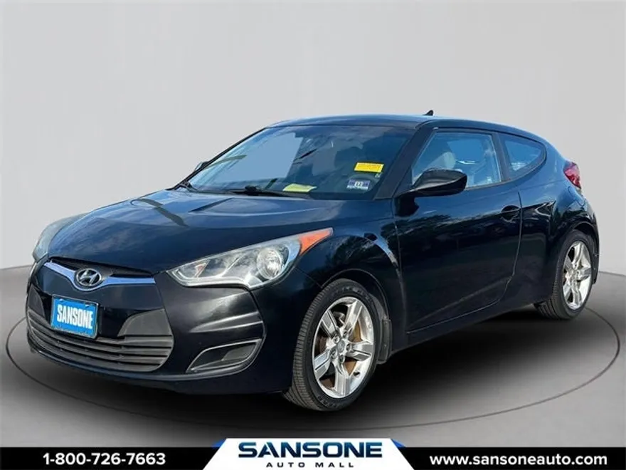 2012 Hyundai Veloster Base photo 1