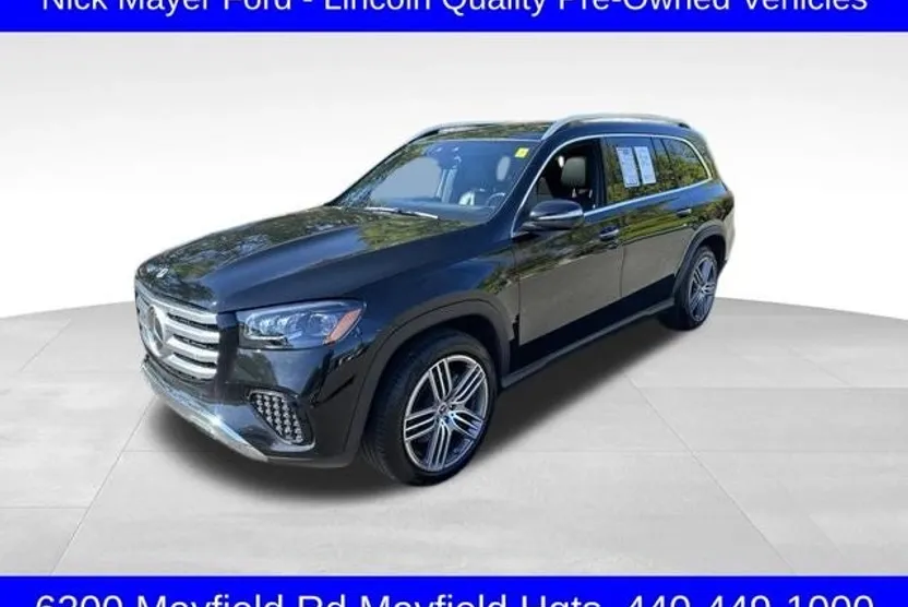 2025 Mercedes Benz GLS 450 4MATIC photo 1