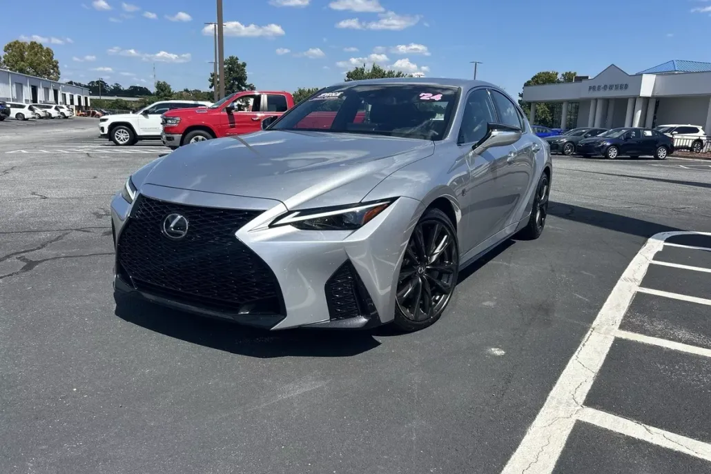2024 Lexus IS 350 F SPORT photo 1