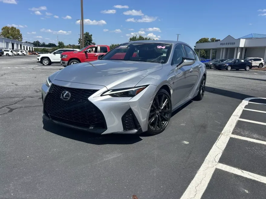 2024 Lexus IS 350 F SPORT photo 1