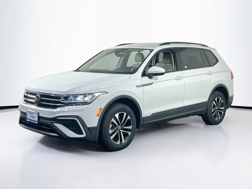 2022 Volkswagen Tiguan S photo 1