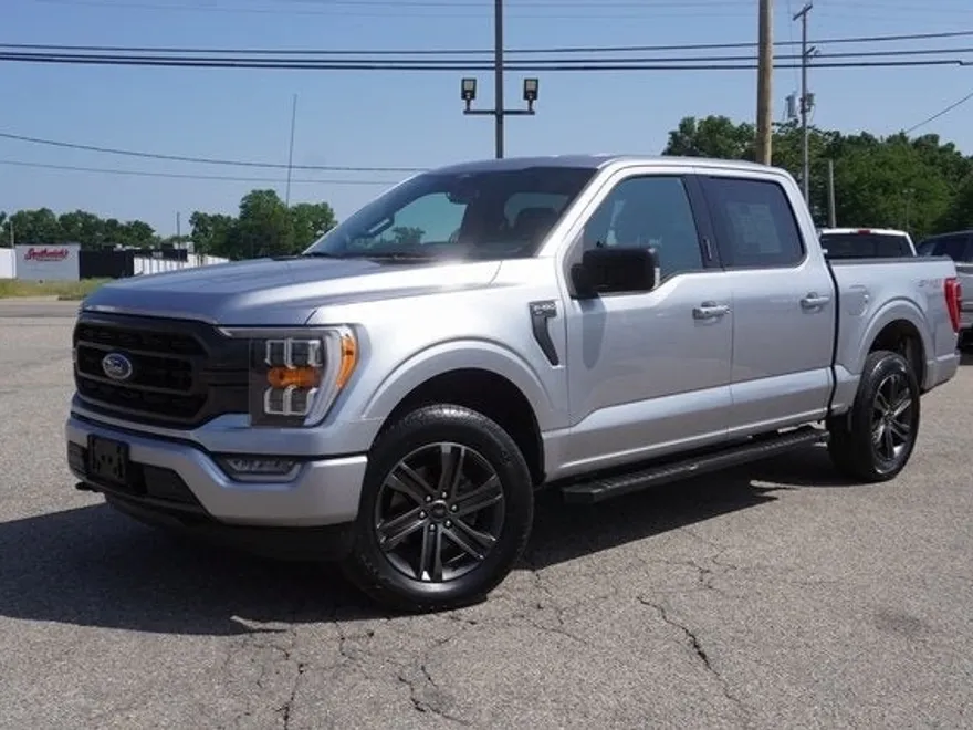 2021 Ford F-150 XLT photo 1