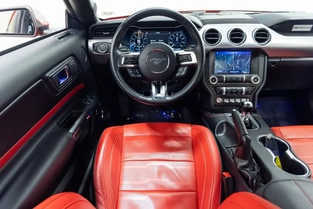 2022 Ford Mustang GT Premium photo 1