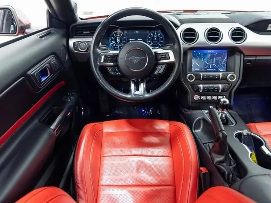 2022 Ford Mustang GT Premium photo 1