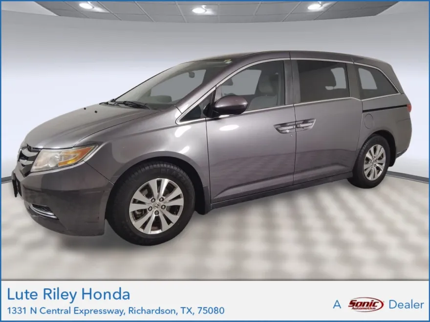 2015 Honda Odyssey EX photo 1