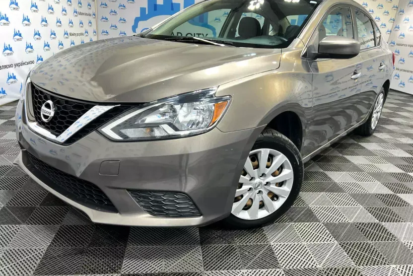 2016 Nissan Sentra SV photo 1