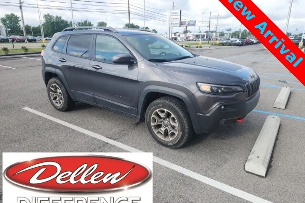 2021 Jeep Cherokee Trailhawk photo 1