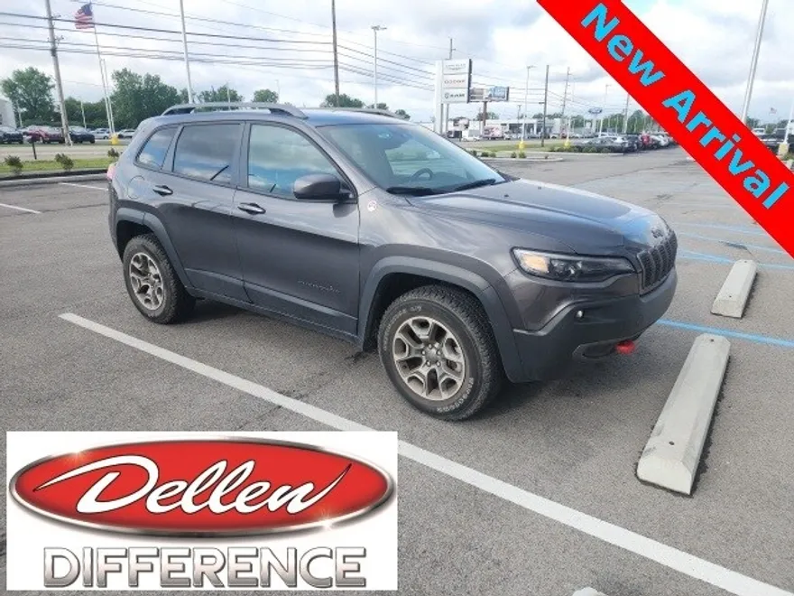 2021 Jeep Cherokee Trailhawk photo 1