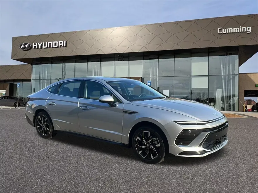 2025 Hyundai Sonata SEL photo 1