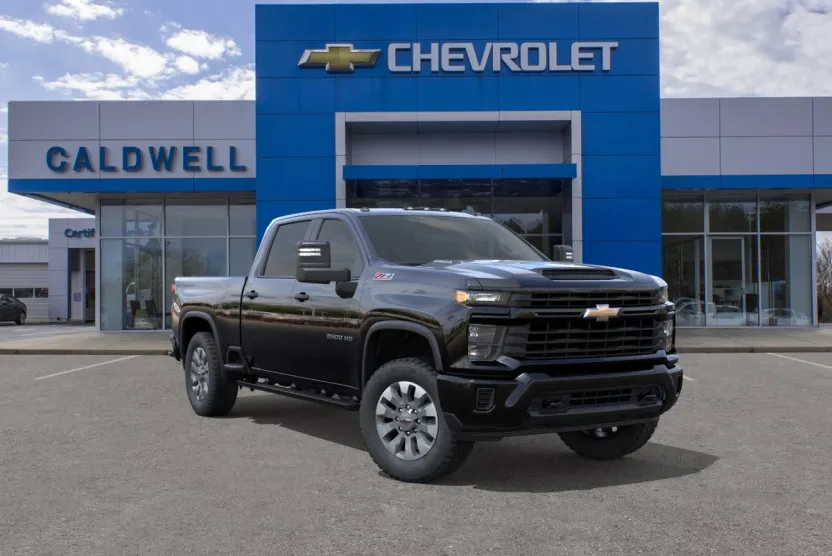 2026 Chevrolet Silverado 2500HD Custom photo 1
