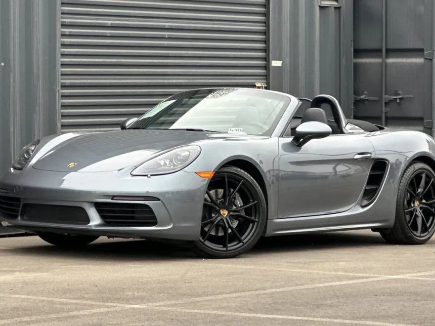 2025 Porsche Boxster photo 1