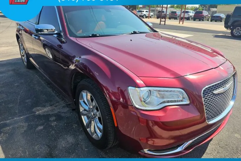 2018 Chrysler 300 Limited photo 1
