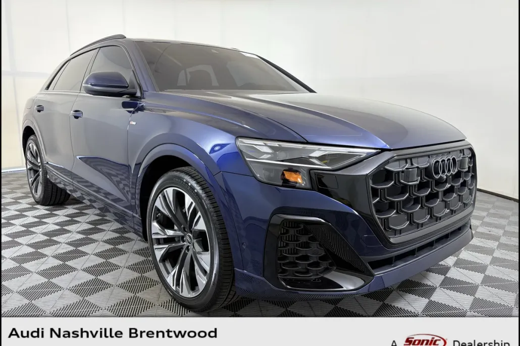 2025 Audi Q8 55 Prestige photo 1