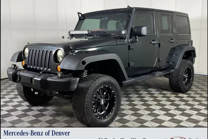 2012 Jeep Wrangler Unlimited Sahara photo 1