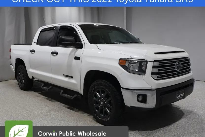 2021 Toyota Tundra SR5 CrewMax photo 1