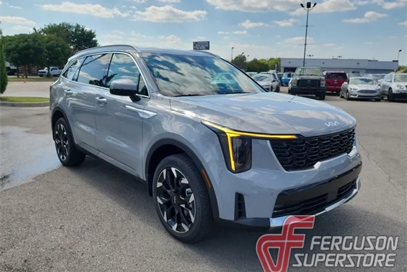 2026 Kia Sorento EX photo 1