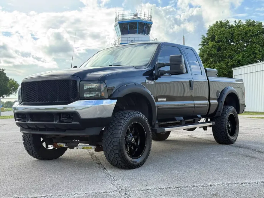 2003 Ford F-250 photo 1