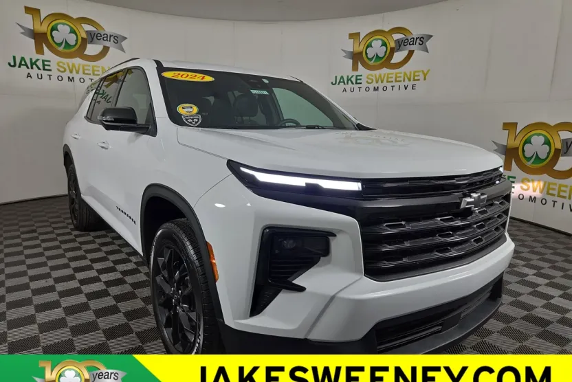 2024 Chevrolet Traverse photo 1
