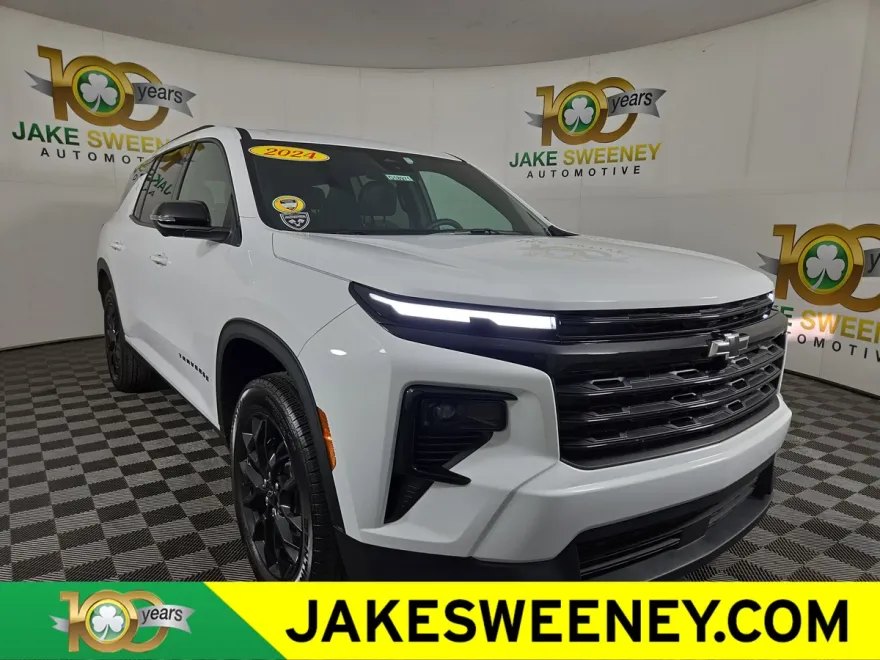 2024 Chevrolet Traverse photo 1