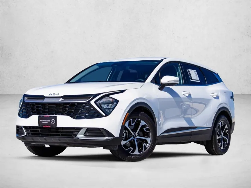 2023 Kia Sportage EX photo 1