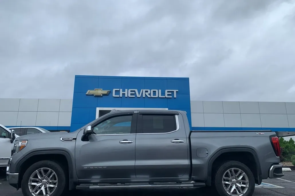 2020 Gmc Sierra 1500 SLT photo 1