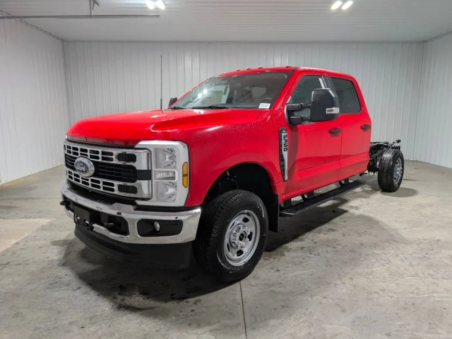 2024 Ford F-350 XL photo 1