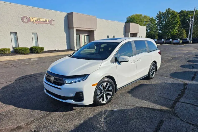 2025 Honda Odyssey EX-L photo 1