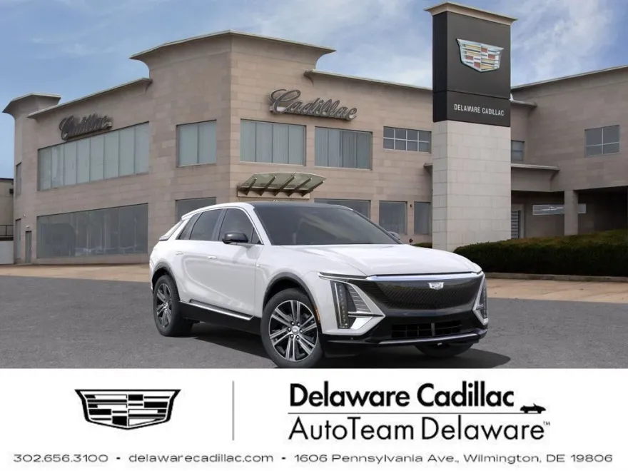 2025 Cadillac Lyriq Luxury photo 1