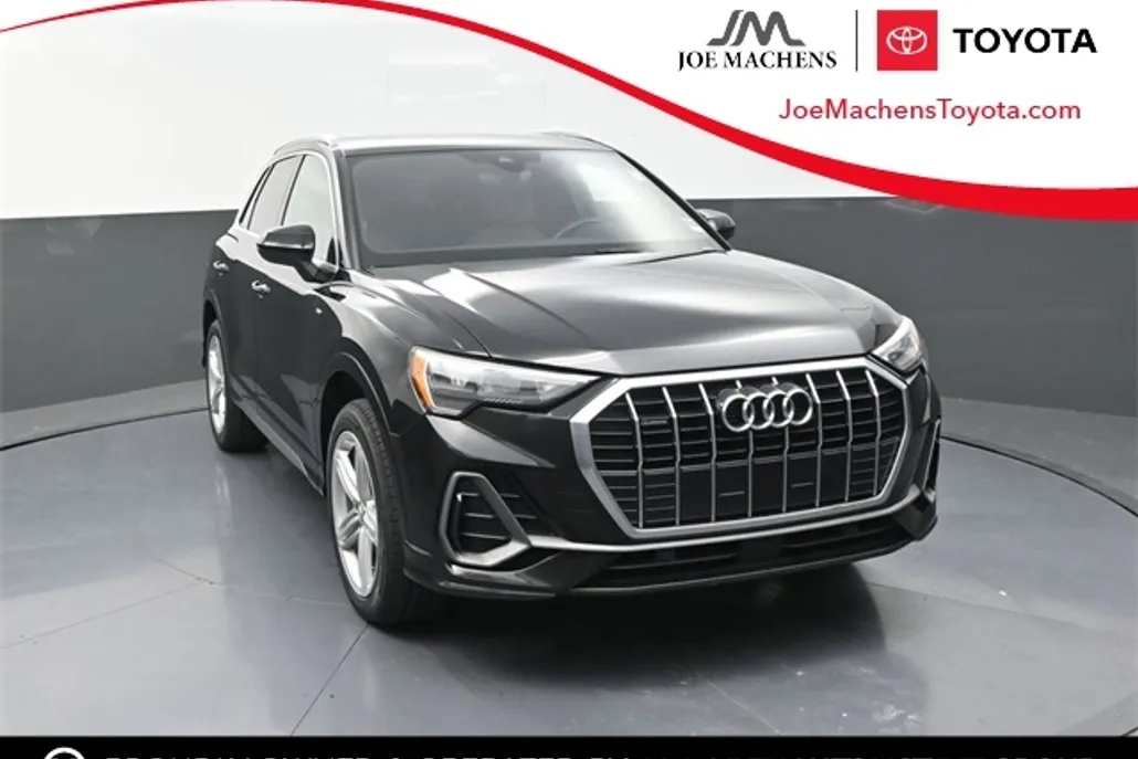 2021 Audi Q3 Premium S line photo 1