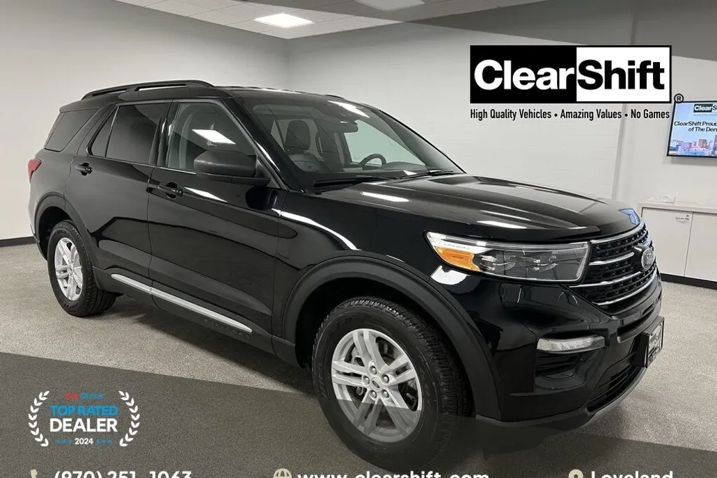 2024 Ford Explorer XLT photo 1