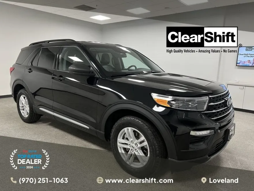 2024 Ford Explorer XLT photo 1