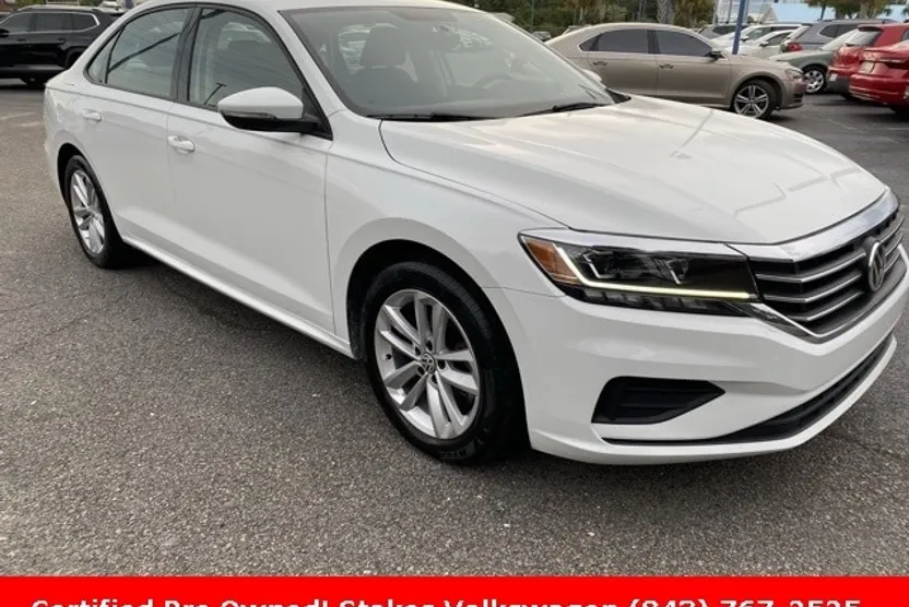 2021 Volkswagen Passat S photo 1