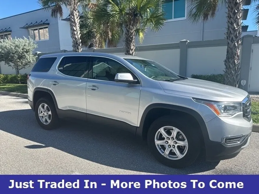 2018 Gmc Acadia SLE photo 1