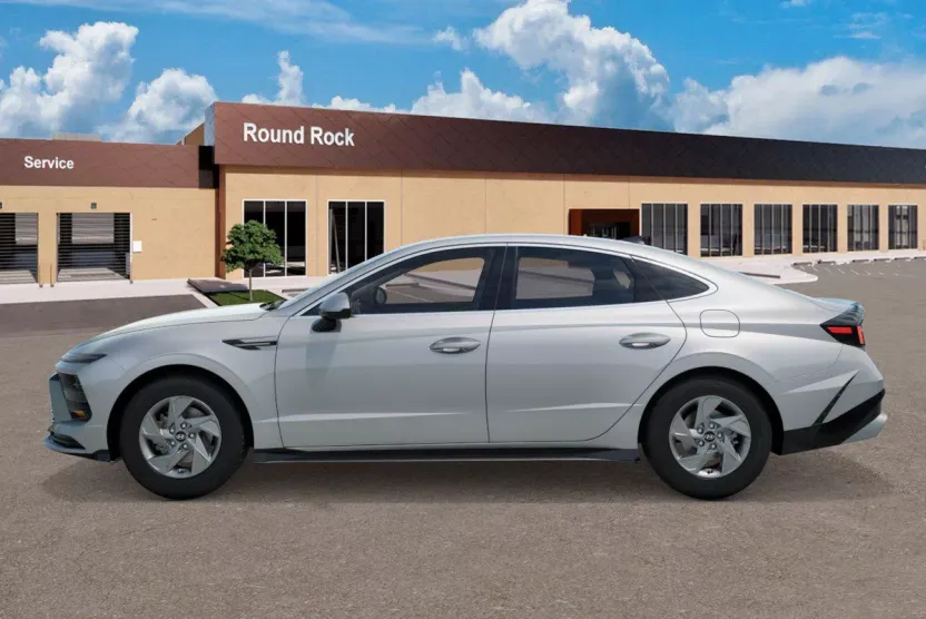 2026 Hyundai Sonata SE photo 1
