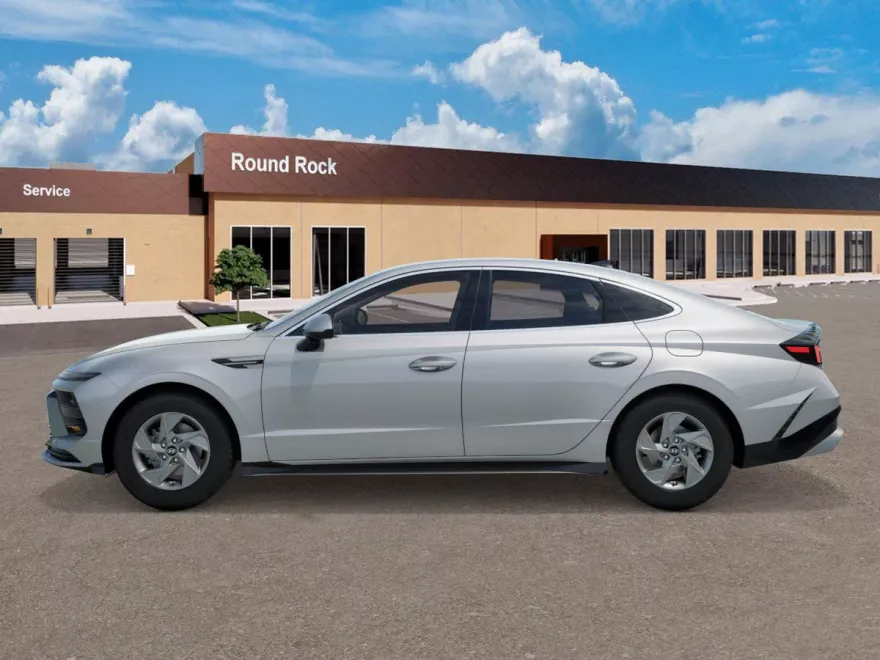 2026 Hyundai Sonata SE photo 1